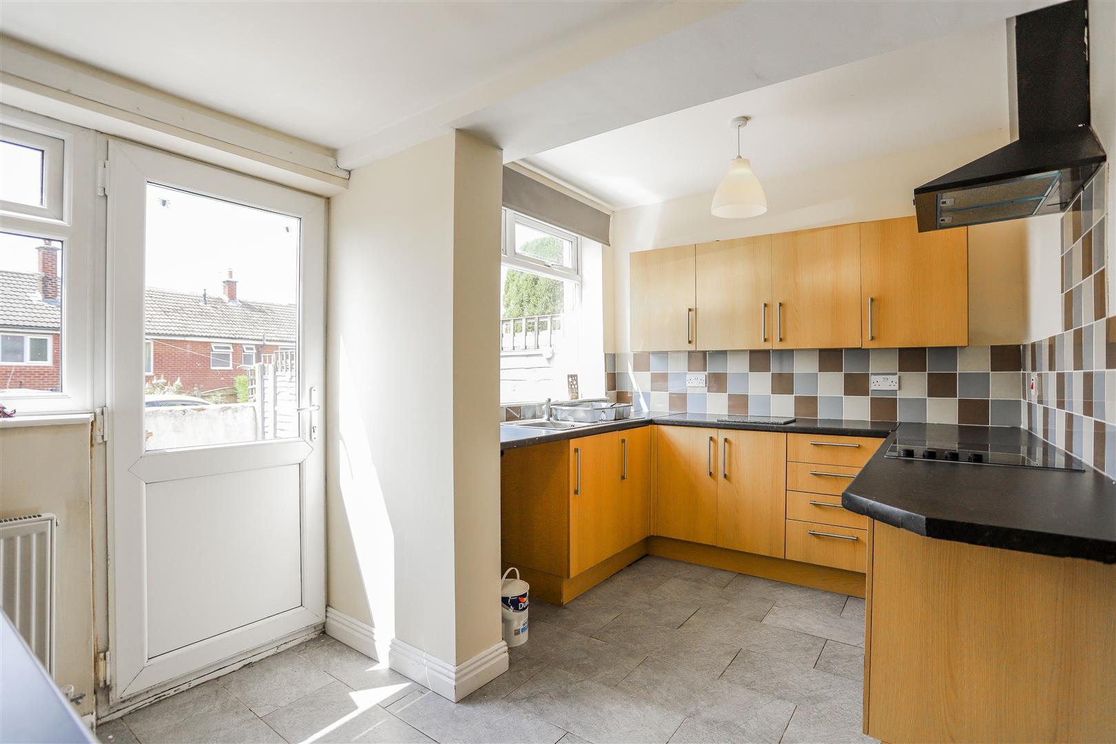 2 Bedroom Mid Terrace House For Sale - Main Image